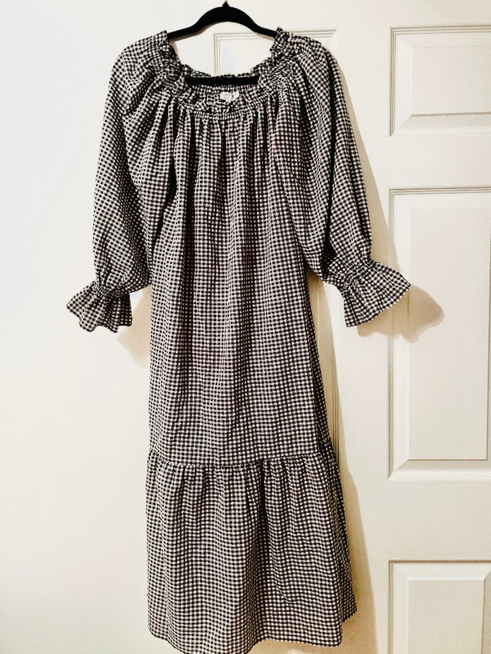 Black & White Gingham Cotton Seersucker Long Sleeve Midi Dress